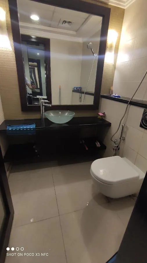 Hotel Lady'S Bedspace Dubaj